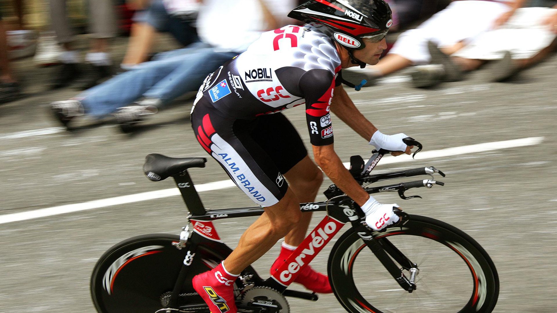 开云体育平台APP-铁血战士卡瓦哈尔，当德国战车碾过那不勒斯，他定义了比赛的每一种可能